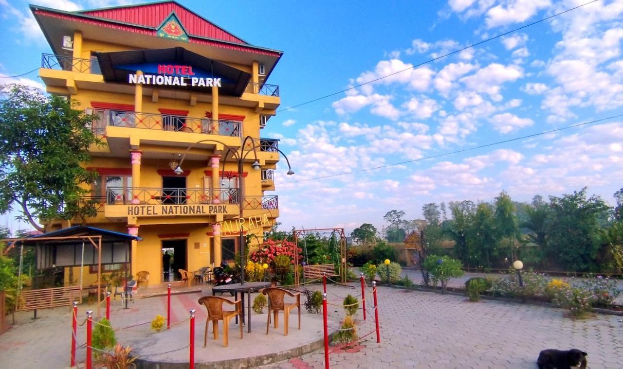 Hotel National Park Sauraha- Homely Stay And Peaceful Location With Jungle Safari Arrangements Exteriör bild
